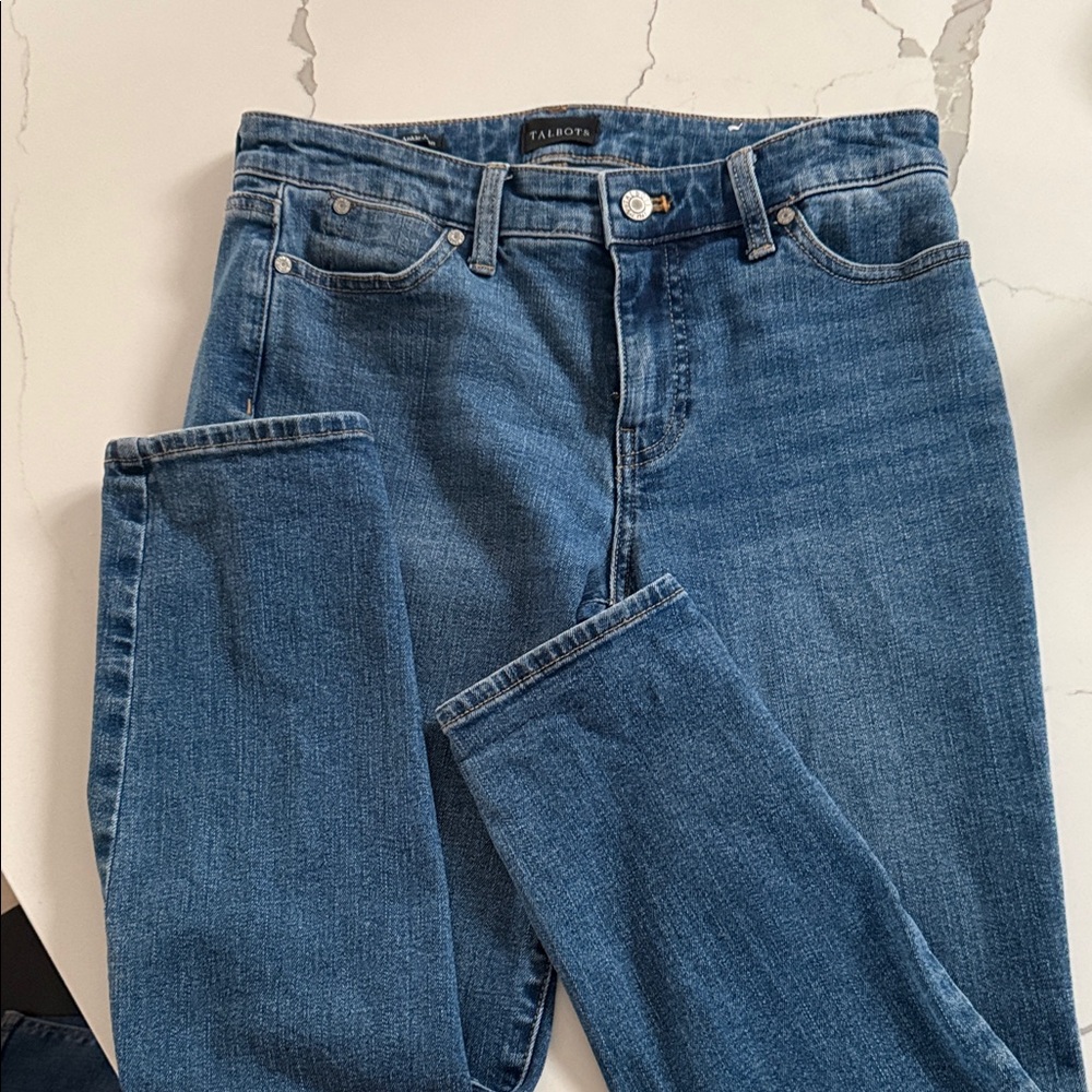 Talbots Classic Skinny Jeans in Medium Blue Wash